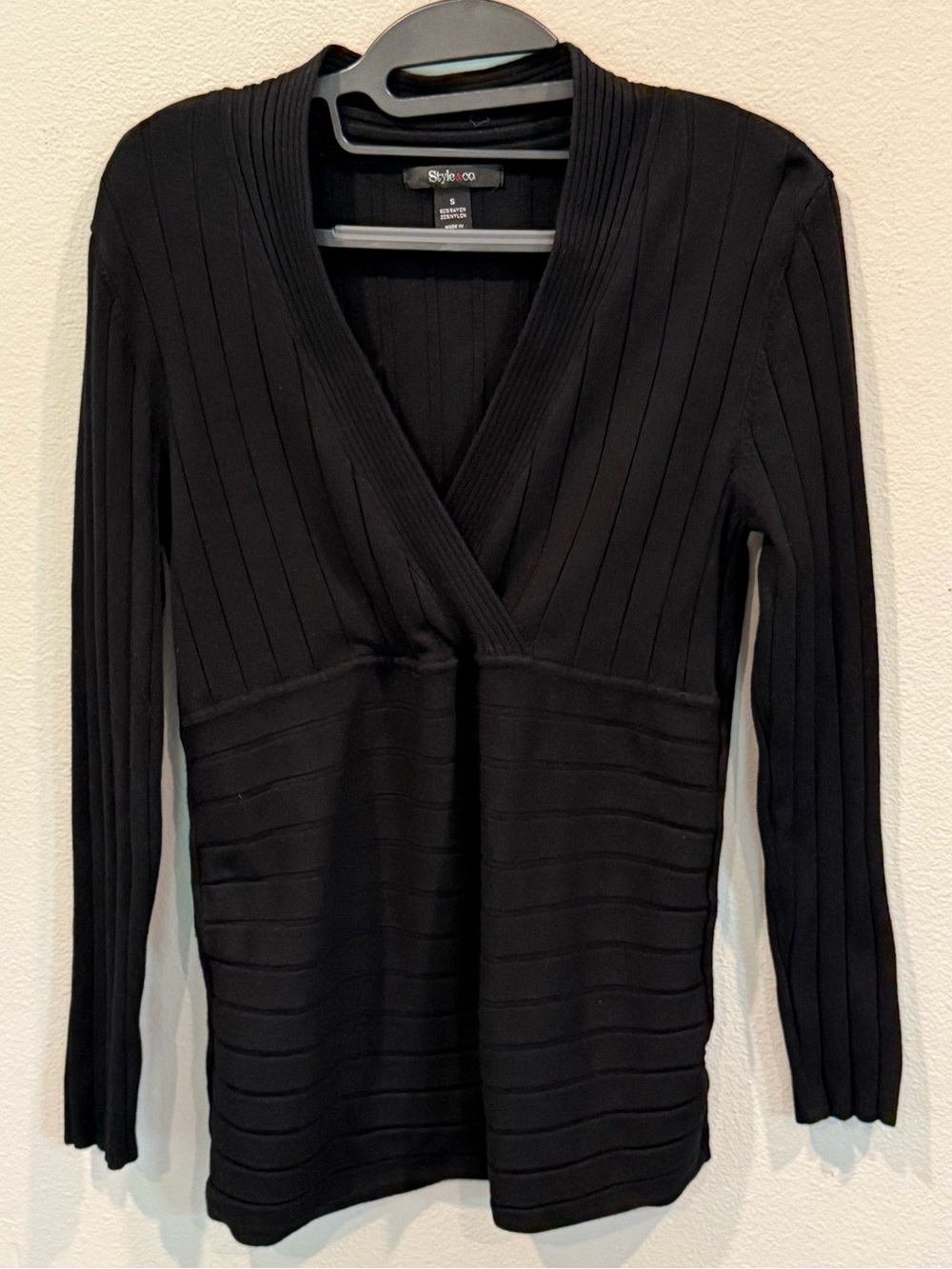 Style & Co. Women's Black Long-Sleeve Ribbed Stretch Sweater Women's Small